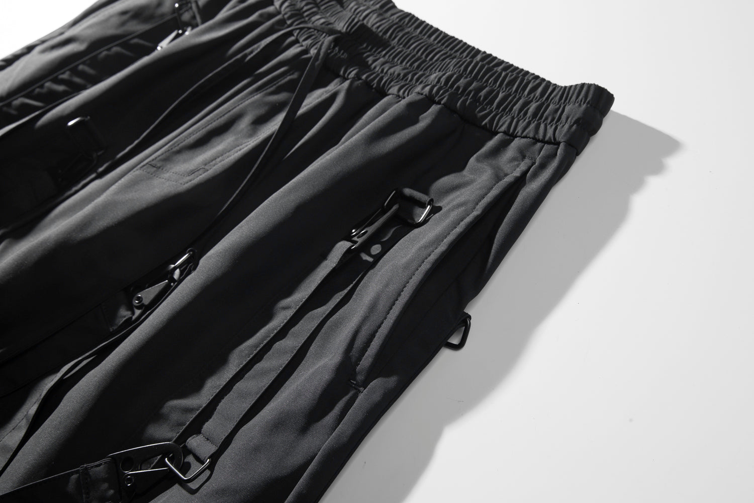 Detachable Strap Techwear Shorts