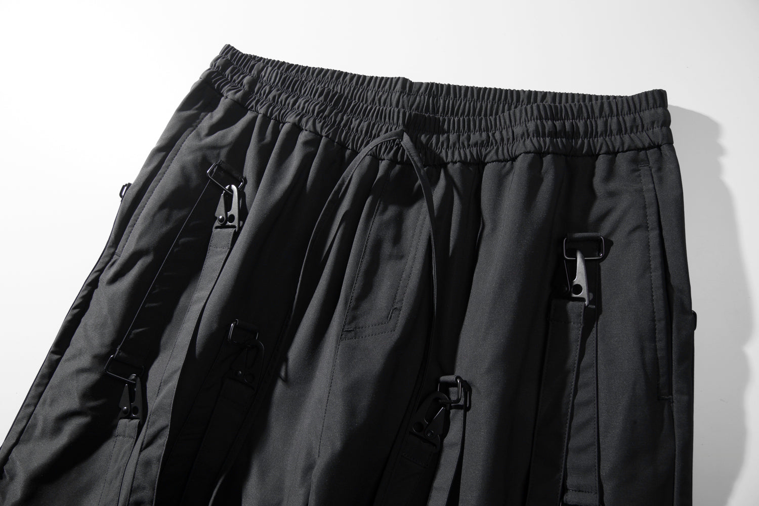 Detachable Strap Techwear Shorts