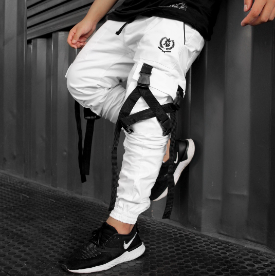 Model SRK-01 White Jogger Pants