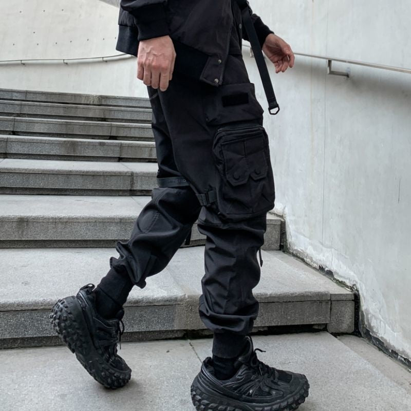 Dynamic Snug Techwear Optimal Cargo Pants