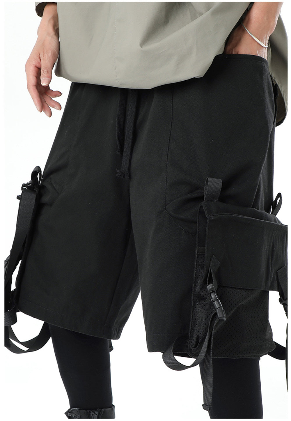 Futuristic Level-1 Cargo Shorts - Transformable Pockets