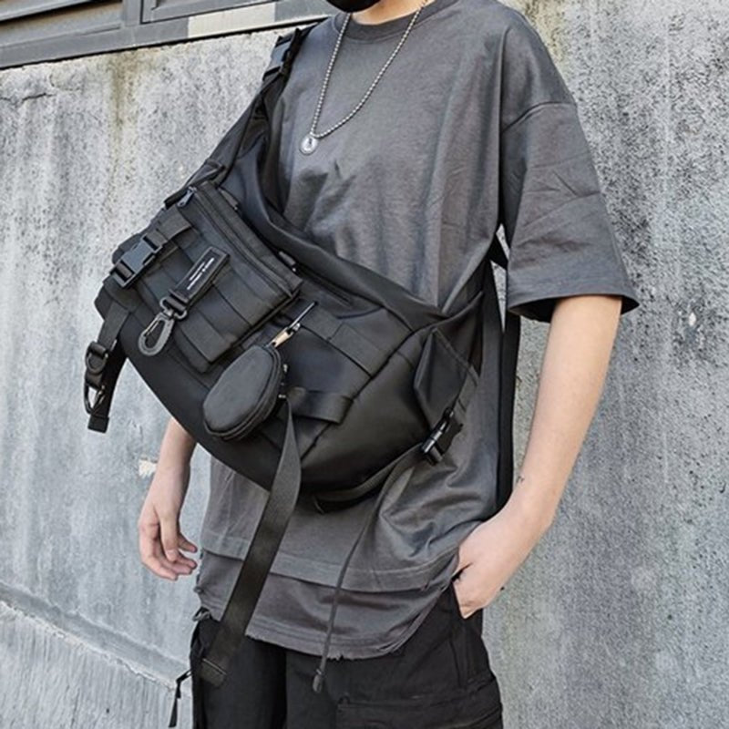 GIANTS™ Crossbody Techwear Satchel - TechWearGiants